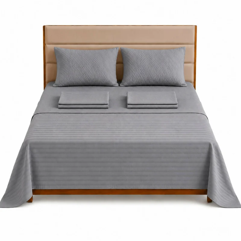 Combo Protector Colchon + Juego De Sábanas Queen Gris