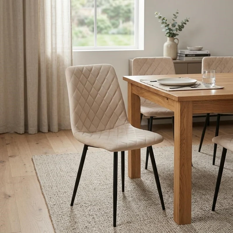 Set de 4 Sillas de Comedor Loretto, Beige, con Espaldar y Diseño Moderno