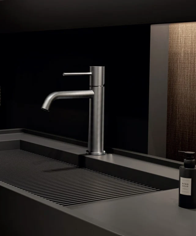 Grifo de lavabo Monomando Serie Monza Acabado Black Gun Metal -Imex