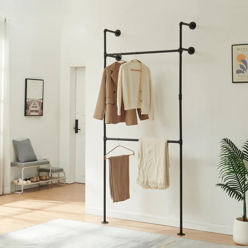 Barra para colgar ropa montaje en pared Kenävatka acero negro [en.casa]