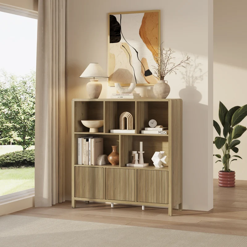Cómoda Lukkodso con puertas [en.casa]