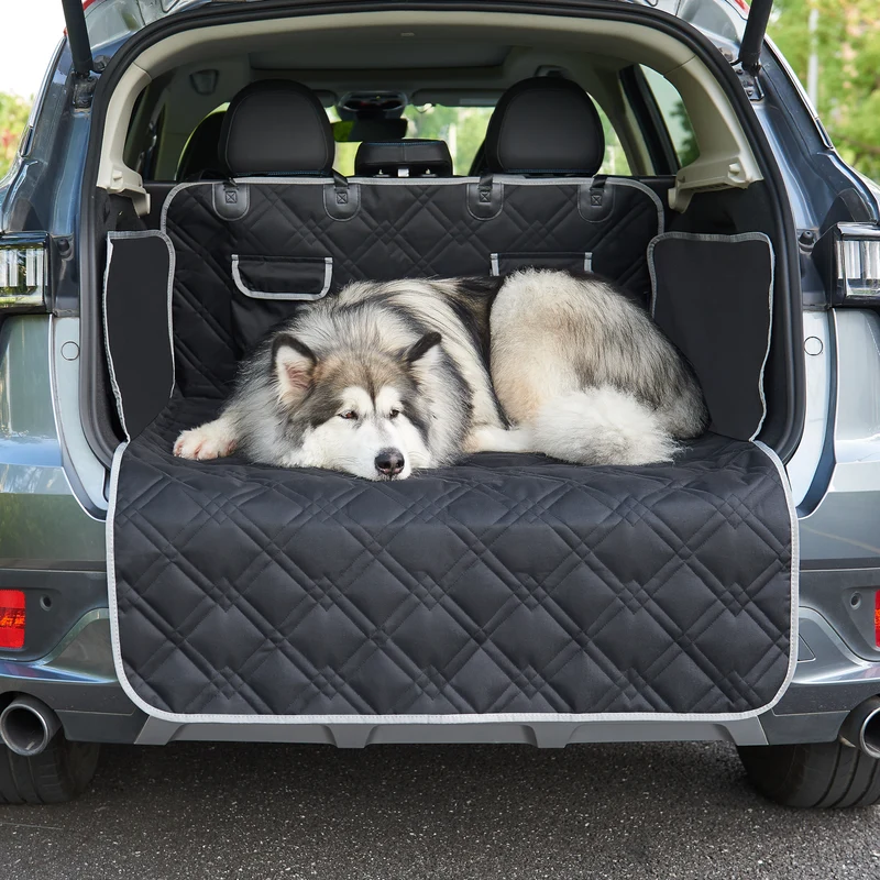 Cubierta protectora para coche Wolverhampton 185 x 171 cm Protector de maletero Negro [en.casa]