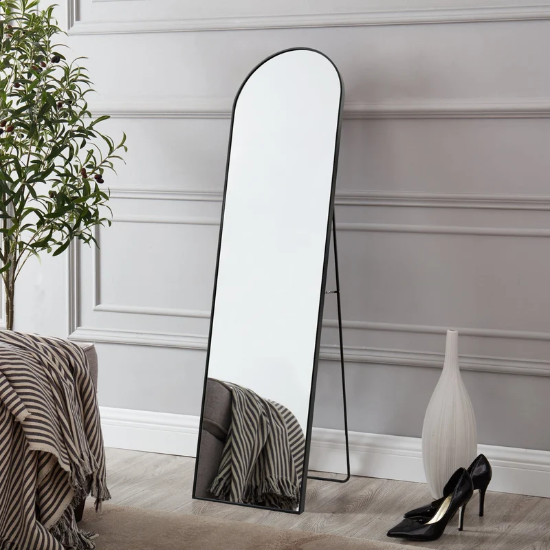 Espejo de pie Bugnara ajustable e inclinable de aluminio 160 x 40 cm negro [en.casa]