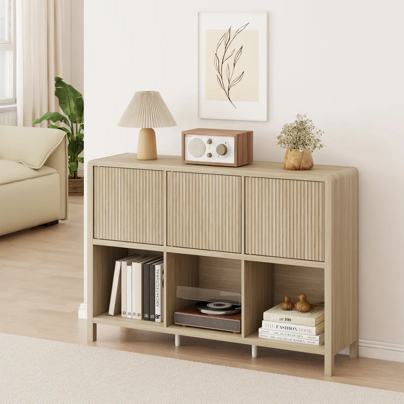 Aparador Lukkodso con puertas y compartimentos [en.casa]