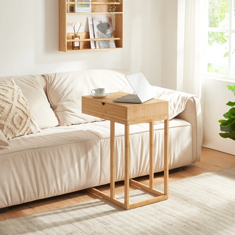 Mesa para portátil Kåfjord con cajón Bambú [en.casa]