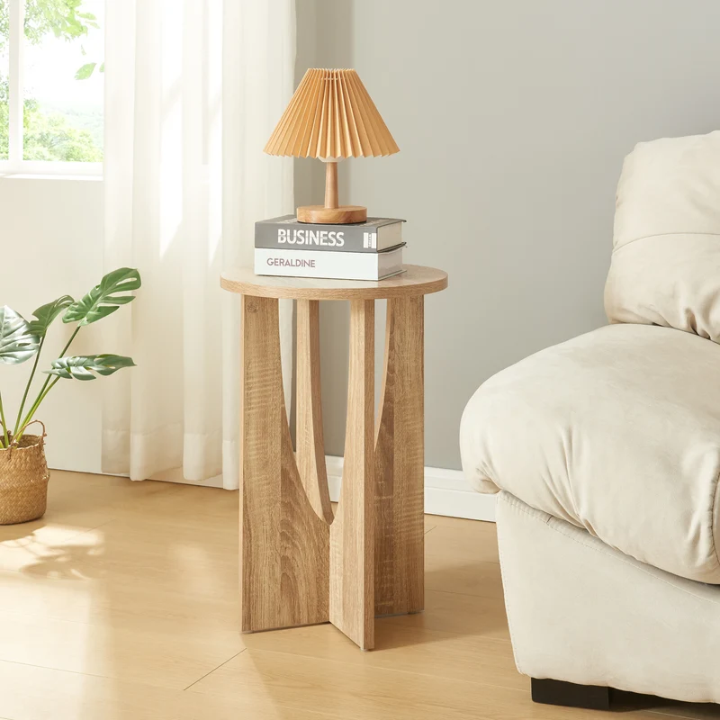 Mesa auxiliar Rindal 38x56,5 cm aspecto roble [en.casa]