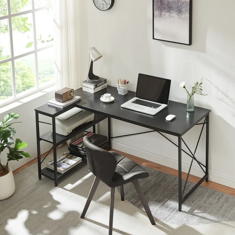Escritorio Raundsvalt con 1 estante en forma de L 137x88x75 cm Negro [en.casa]