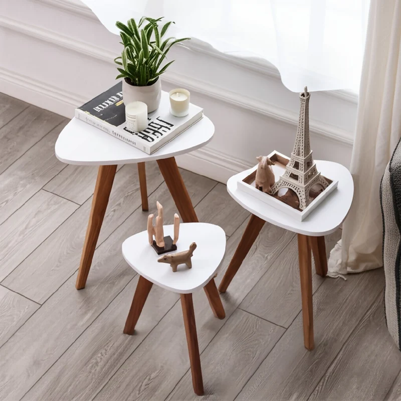 Mesa Auxiliar Nórdica Triangular - Set x 3