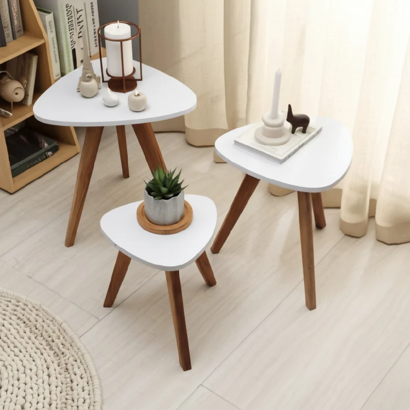 Mesa Auxiliar Nórdica Triangular - Set x 3