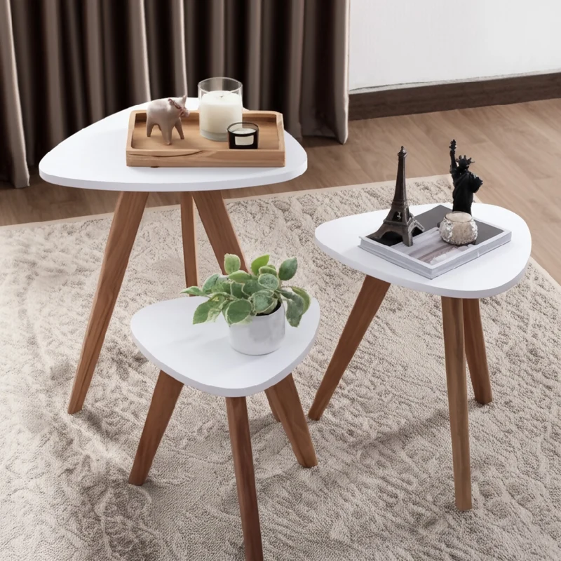 Mesa Auxiliar Nórdica Triangular - Set x 3
