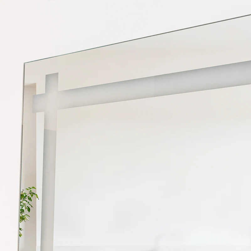 Espejo Rectangular Broni, Gris, con Diseño en Sandblasting
