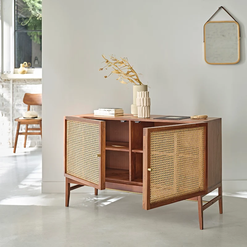 Cómoda de acacia maciza acabado nogal y rejilla 120 cm