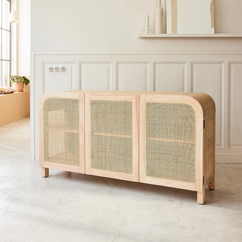 Aparador de mindi macizo y rejilla 150 cm