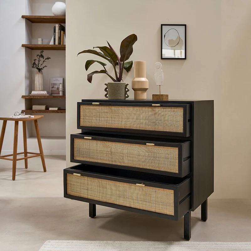 Cómoda de mango macizo y rejilla negra de 90 cm