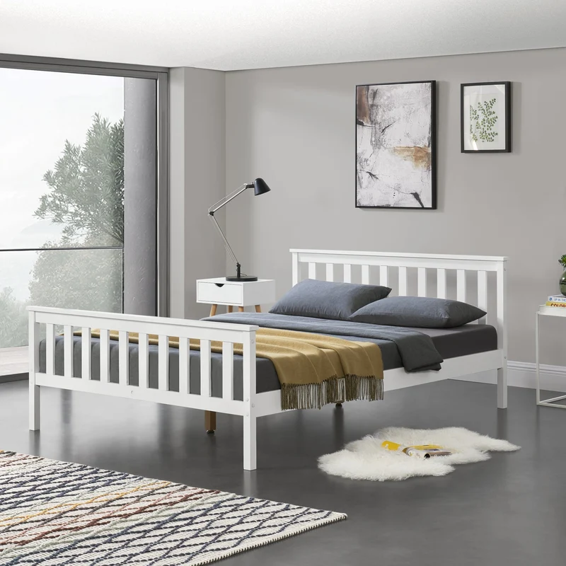 Cama de madera Hellnar en varios tamaños y colores [en.casa]
