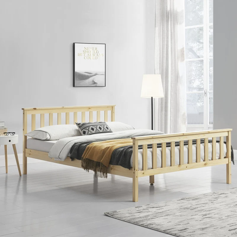 Cama de madera Hellnar en varios tamaños y colores [en.casa]