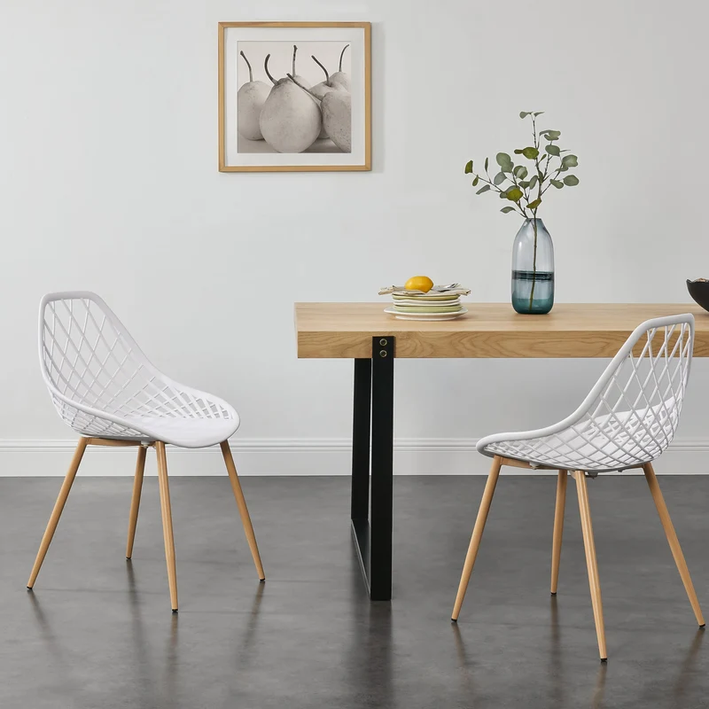 Set de 2 sillas de comedor Varsovia de plástico con aspecto de haya en.casa