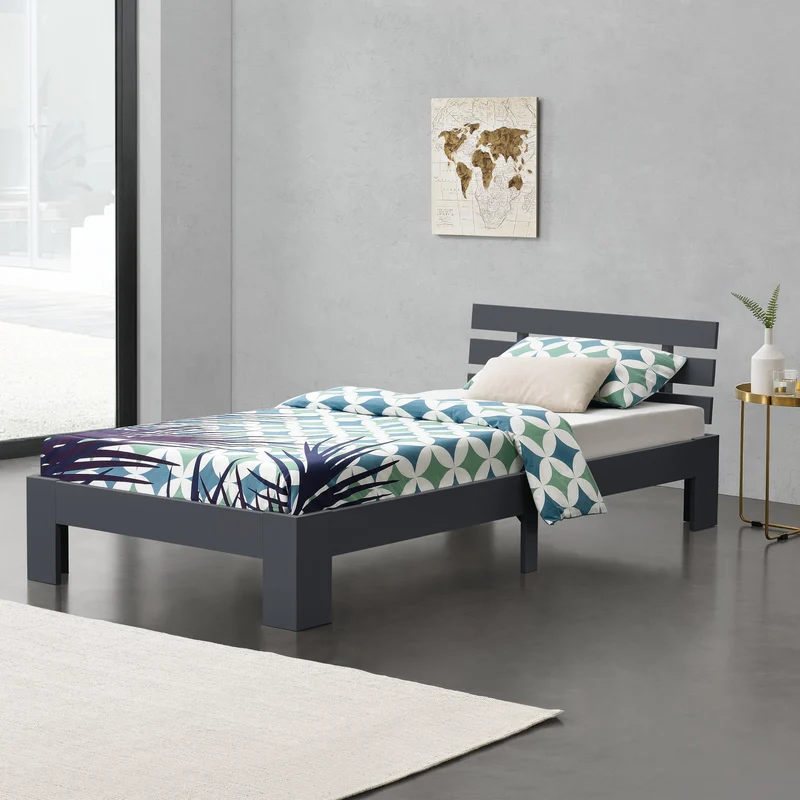 Cama de madera Nivala con cabecero, varios colores y tamaños en.casa