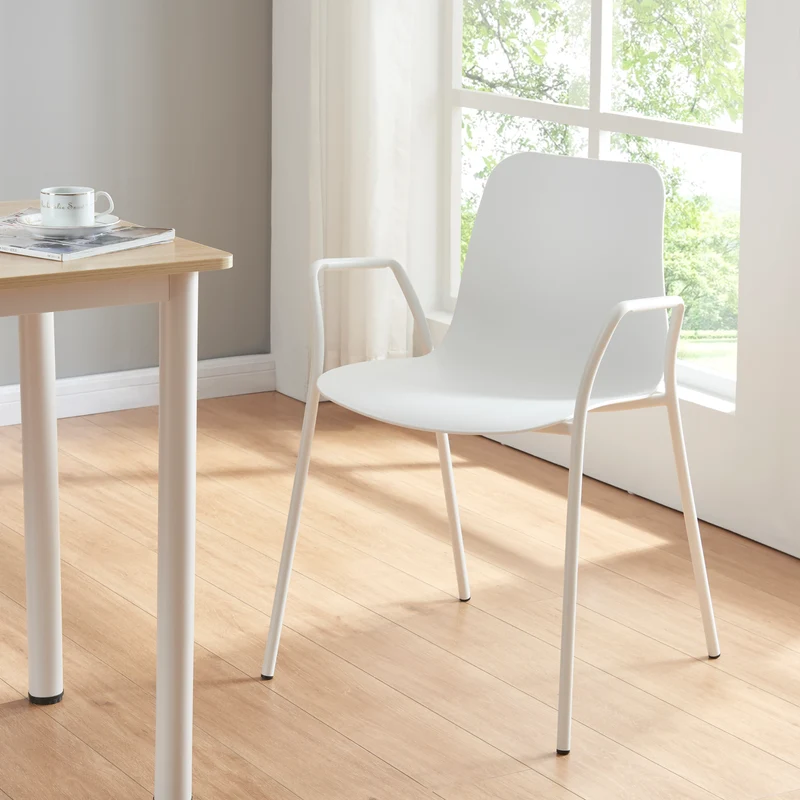 Silla de comedor Kankaanpää en varios colores [en.casa]