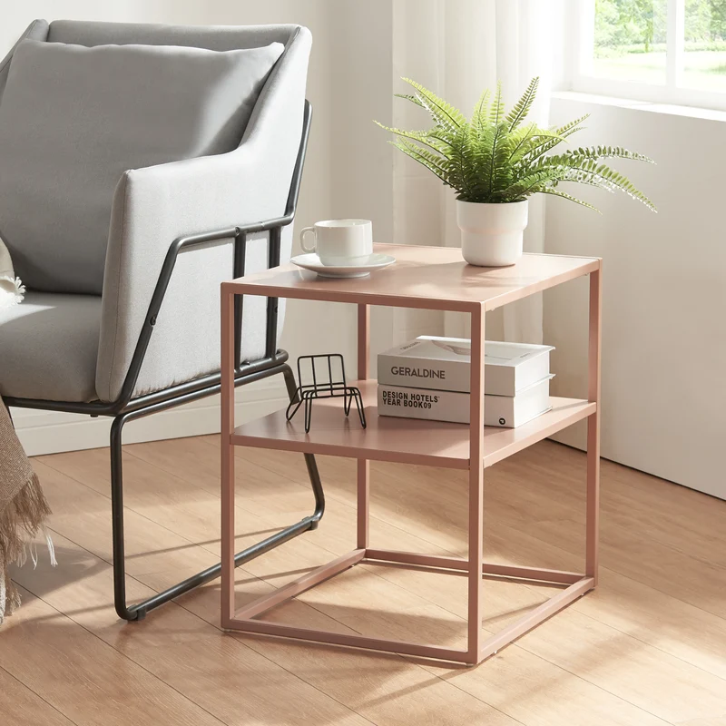 Mesa auxiliar Raahe con estante en varios colores [en.casa]