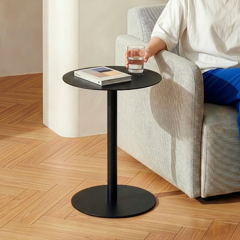 Mesa auxiliar Nastätten trapezoidal interior/exterior metal 50x50x38cm [en.casa]
