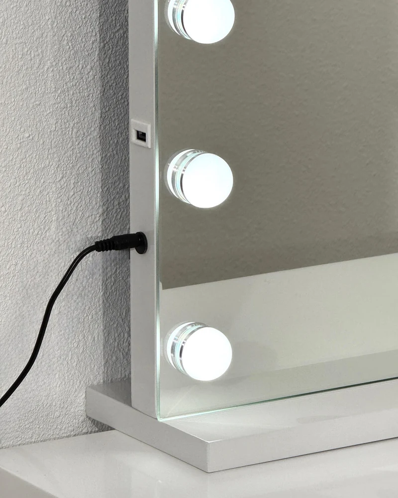 The Namira XL mirror