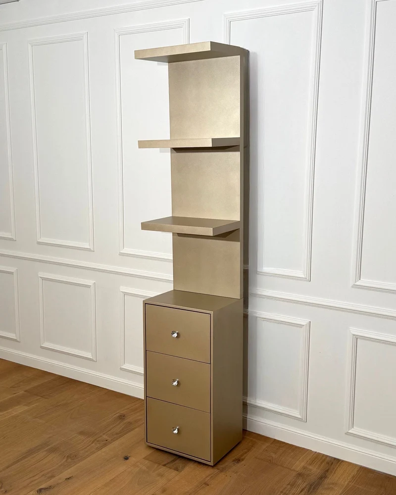 Vanity shelf