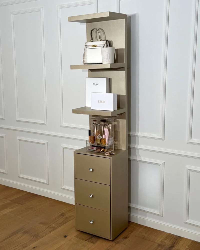 Vanity shelf