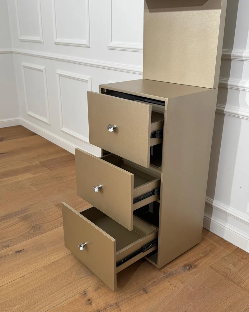Vanity shelf