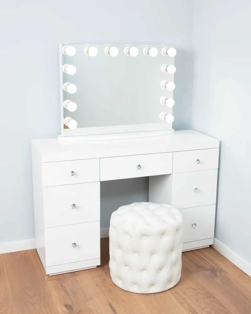 Vanity Station Chic