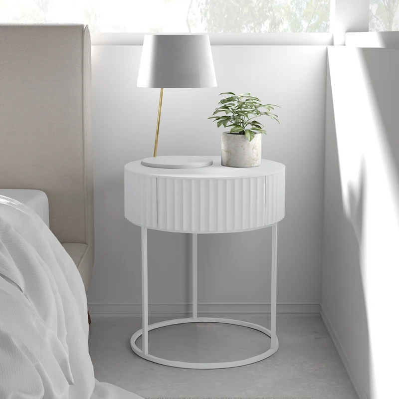 Mesa auxiliar Rill con cajón [en.casa]