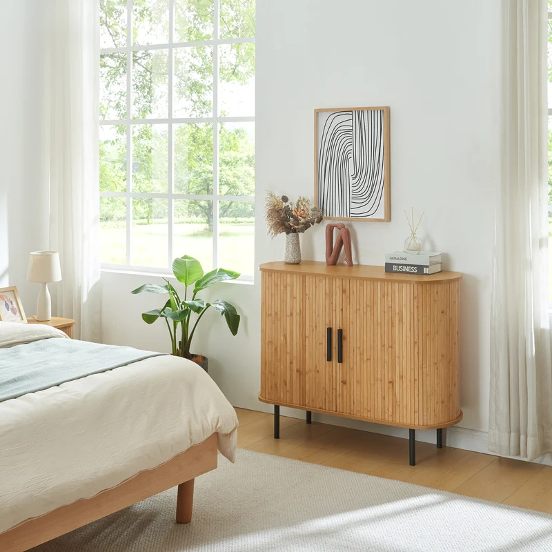 Aparador Tvedestrand bambú con puertas 100x40x80cm [en.casa]