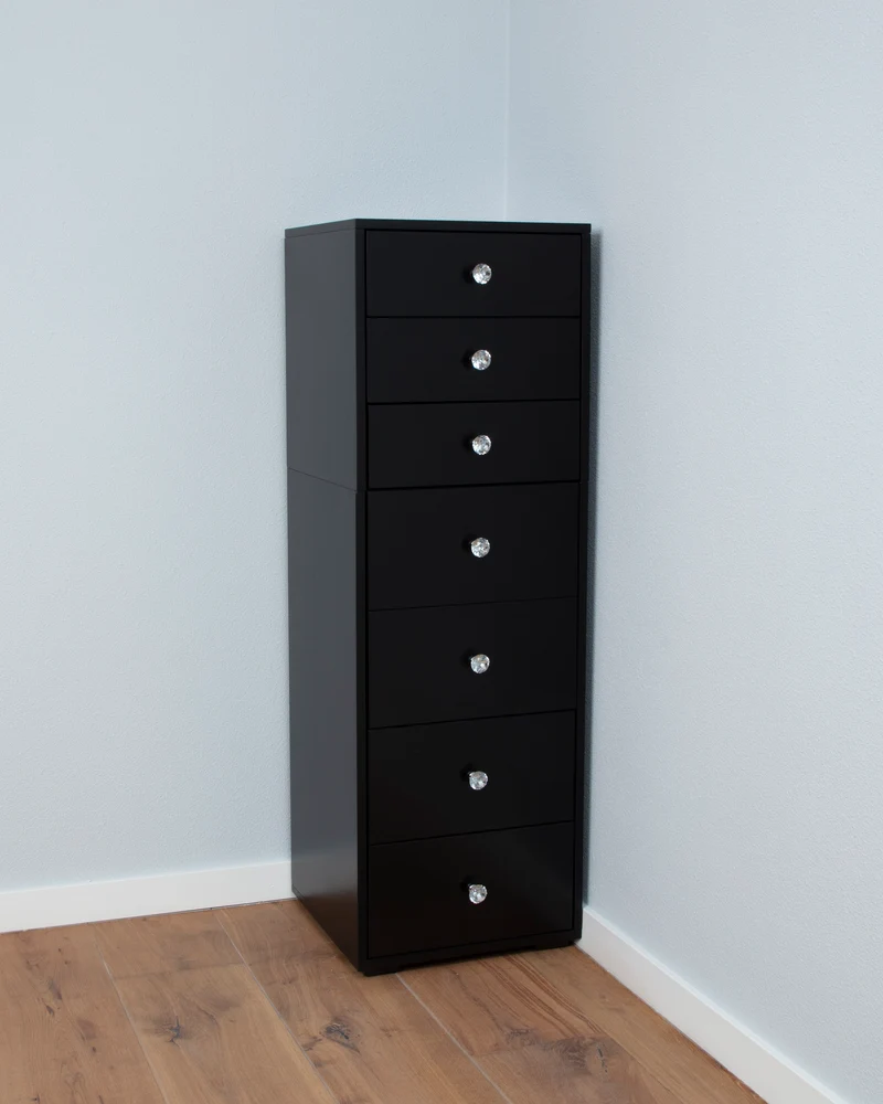 Vanity cabinet