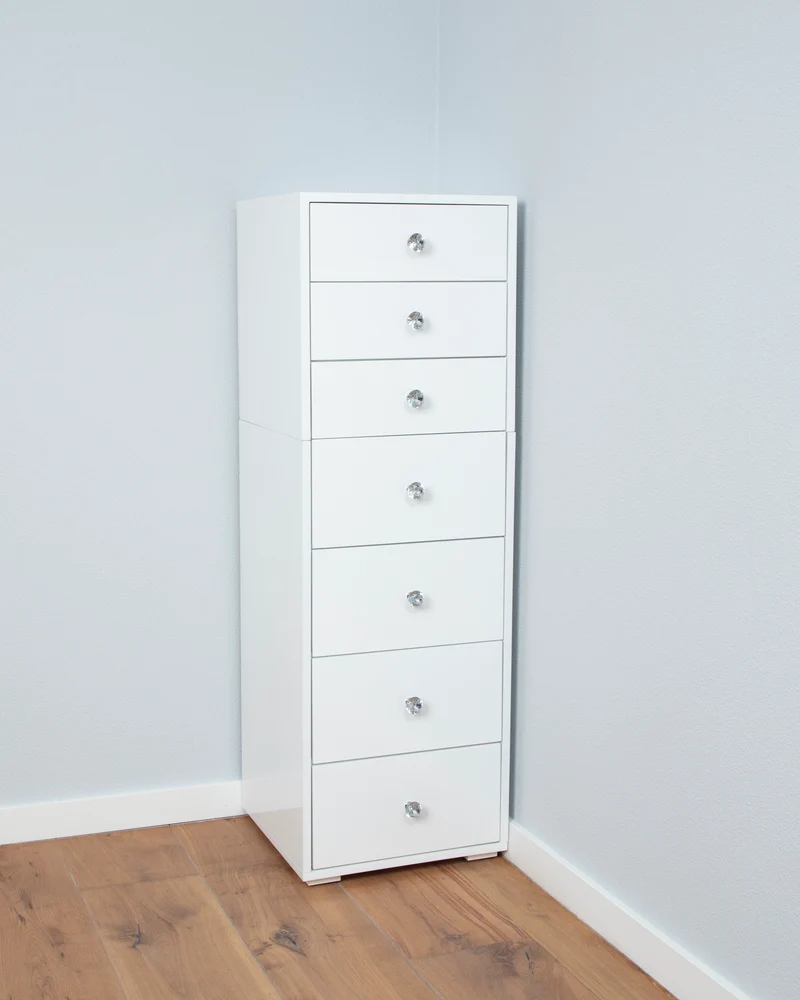 Vanity cabinet