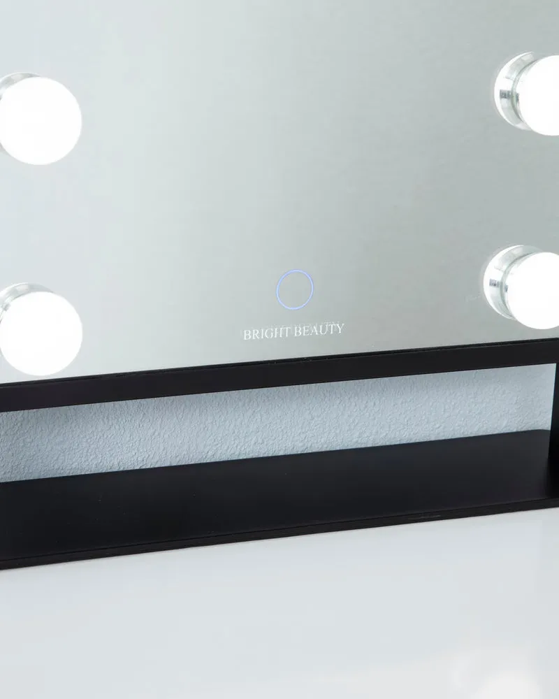 The Nina mirror